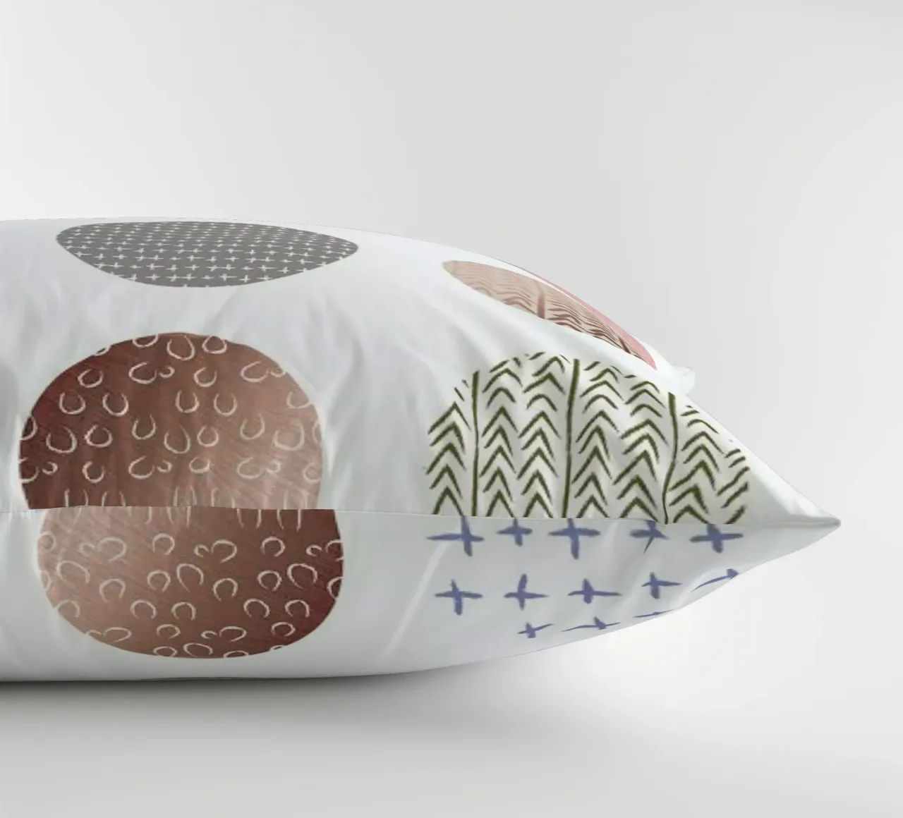 Bronze Pattern Dots Kissen von Maria Kritzas