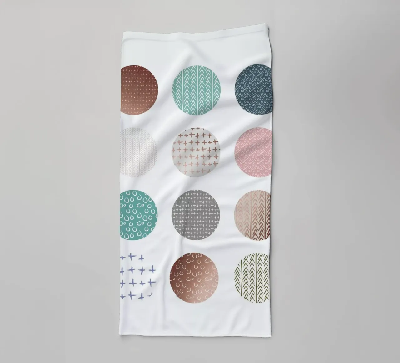 Bronze Pattern Dots badhanddoek van Maria Kritzas