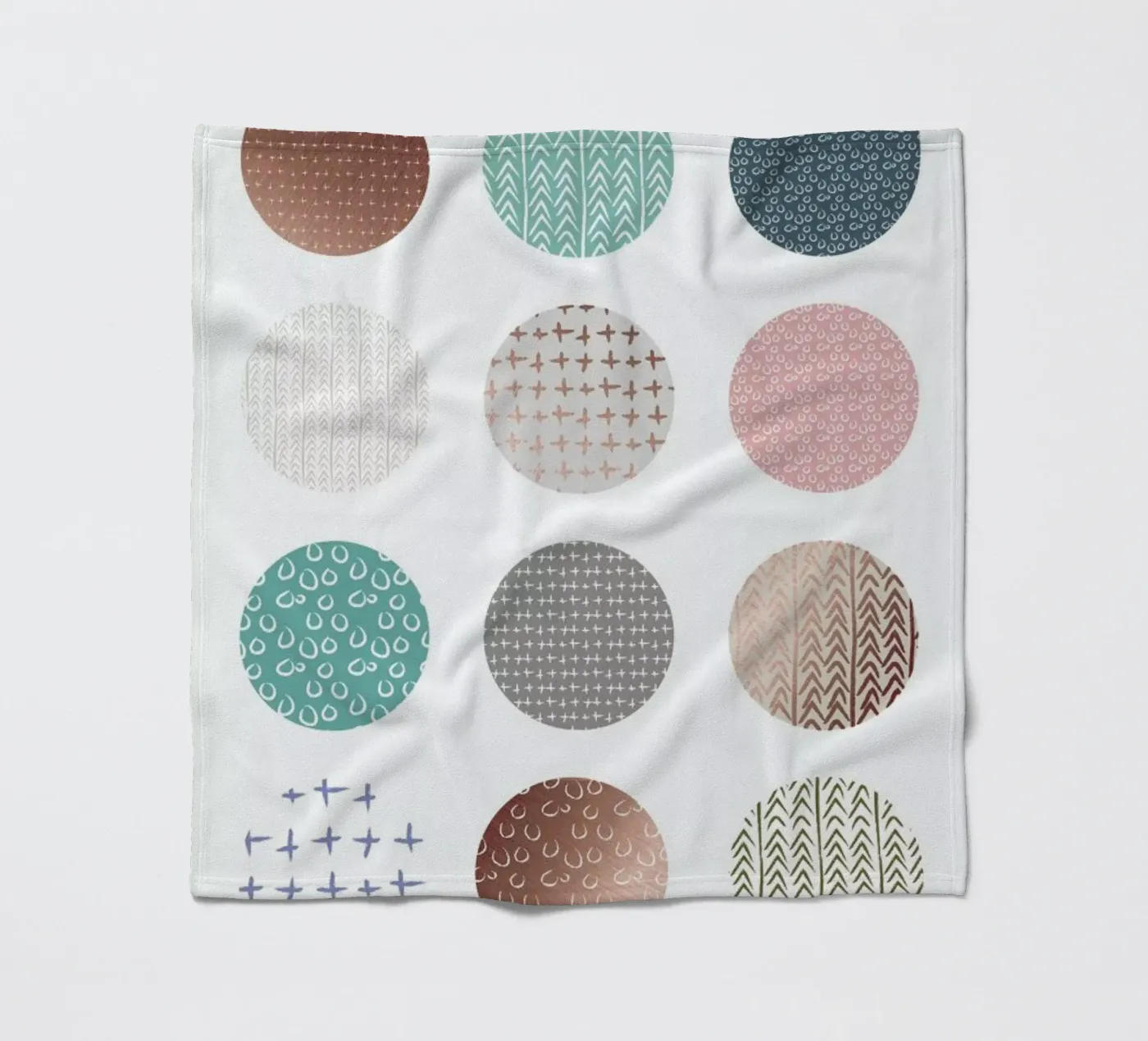 Bronze Pattern Dots Fleecedecke von Maria Kritzas