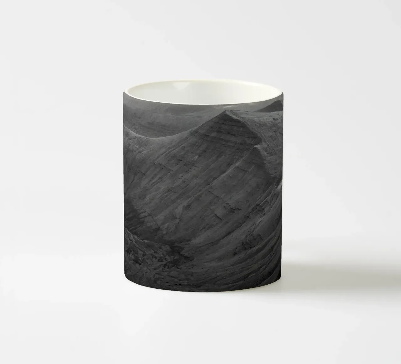 Cribyn tazza in ceramica da Marc Gruninger