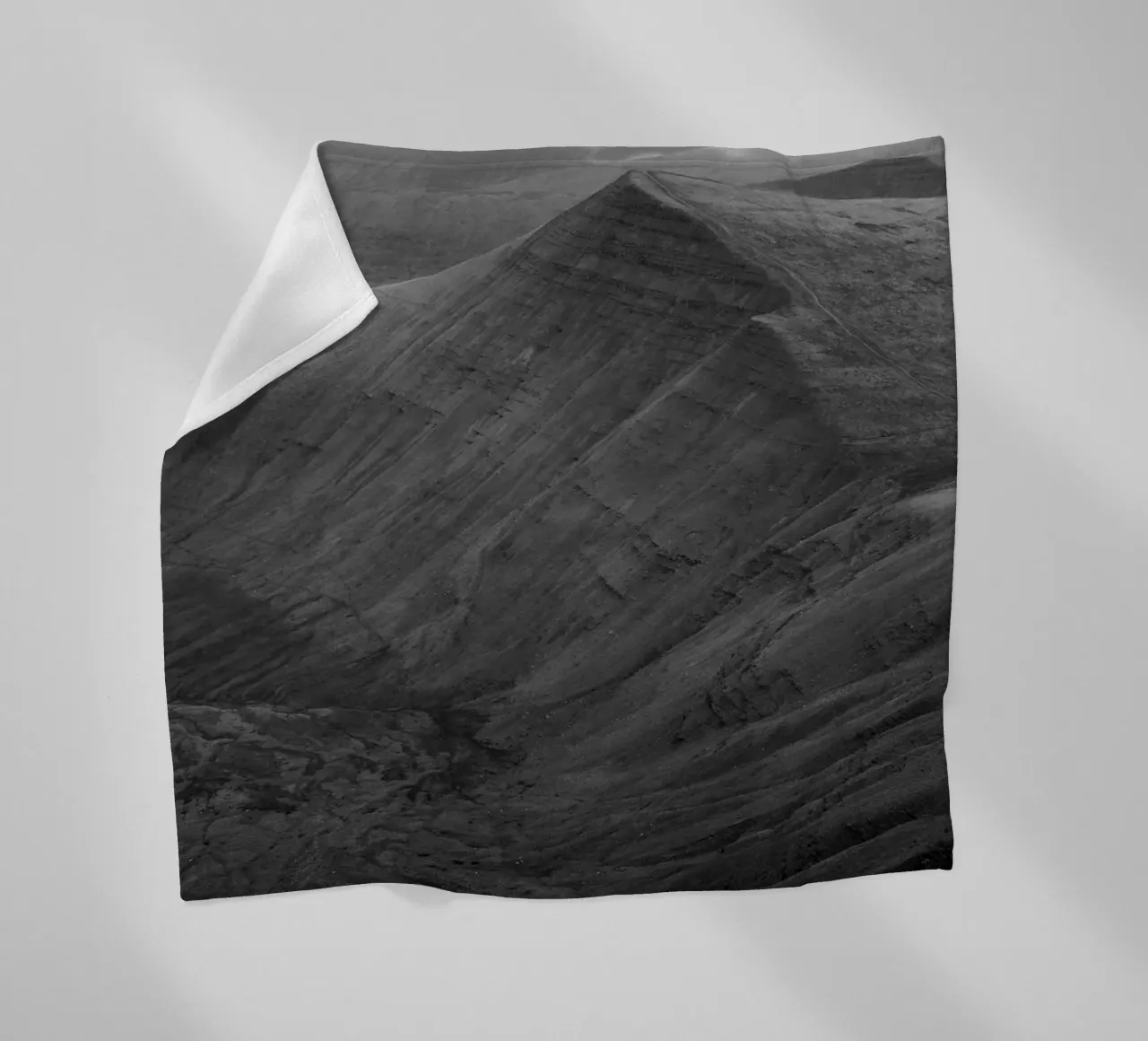 Cribyn Fleecedecke von Marc Gruninger