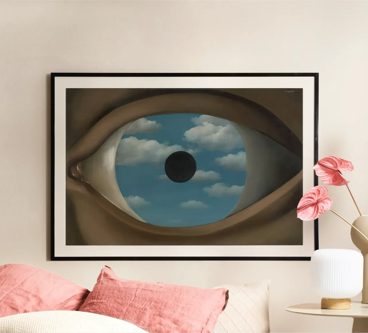 Il falso specchio, 1928 di René Magritte poster con telaio in plastica da TIGER JHONSON