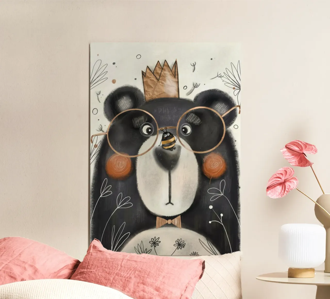 Nelli Suneli - L'ape impertinente e l'orso poster con telaio in legno da muench benjamin