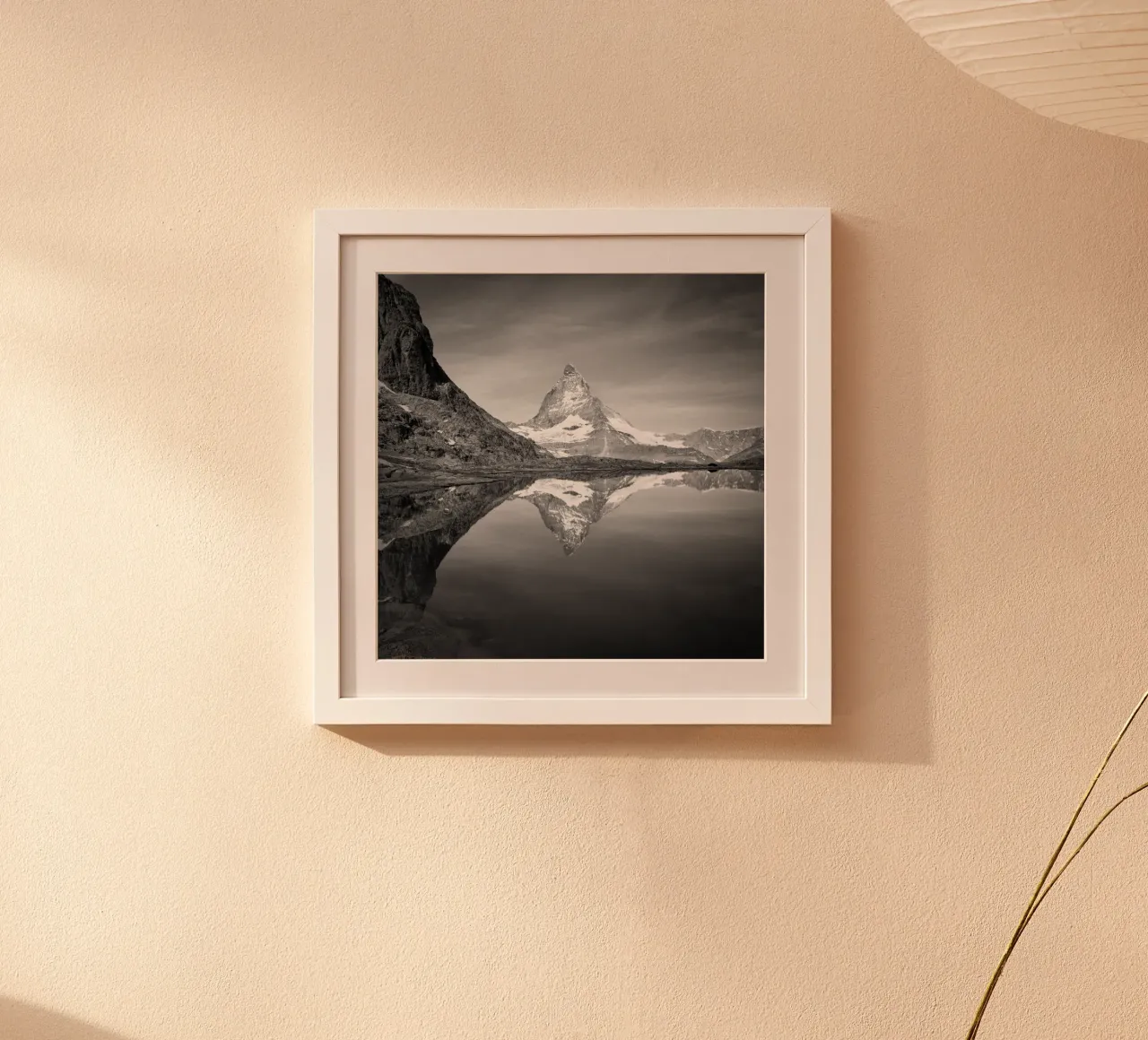 Matterhorn poster met kunststof frame van Marc Gruninger