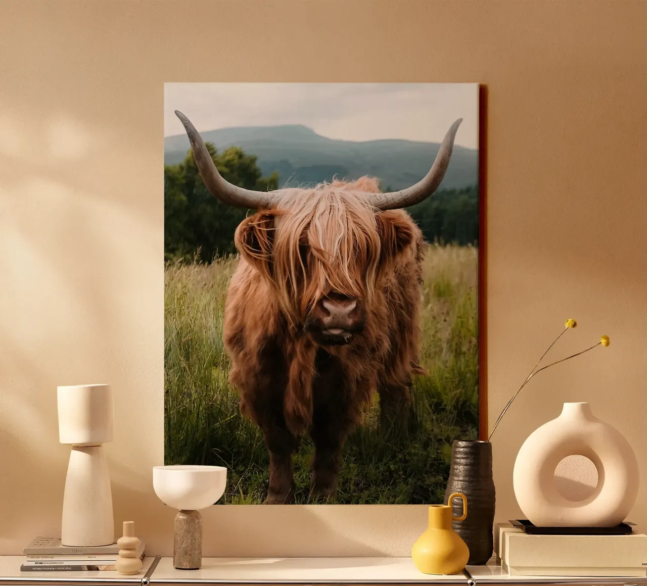 Mucca lanosa tela con Cornice a cassetta da Black And White