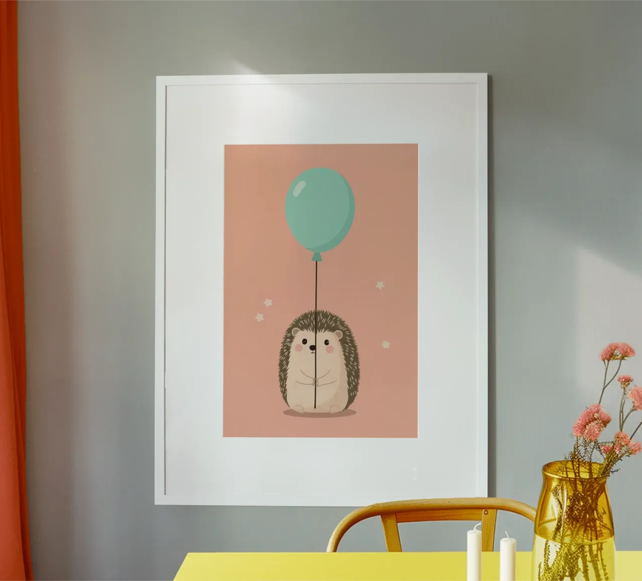 Riccio che tiene in mano un palloncino verde acqua su sfondo color pesca poster da DesignDoodle