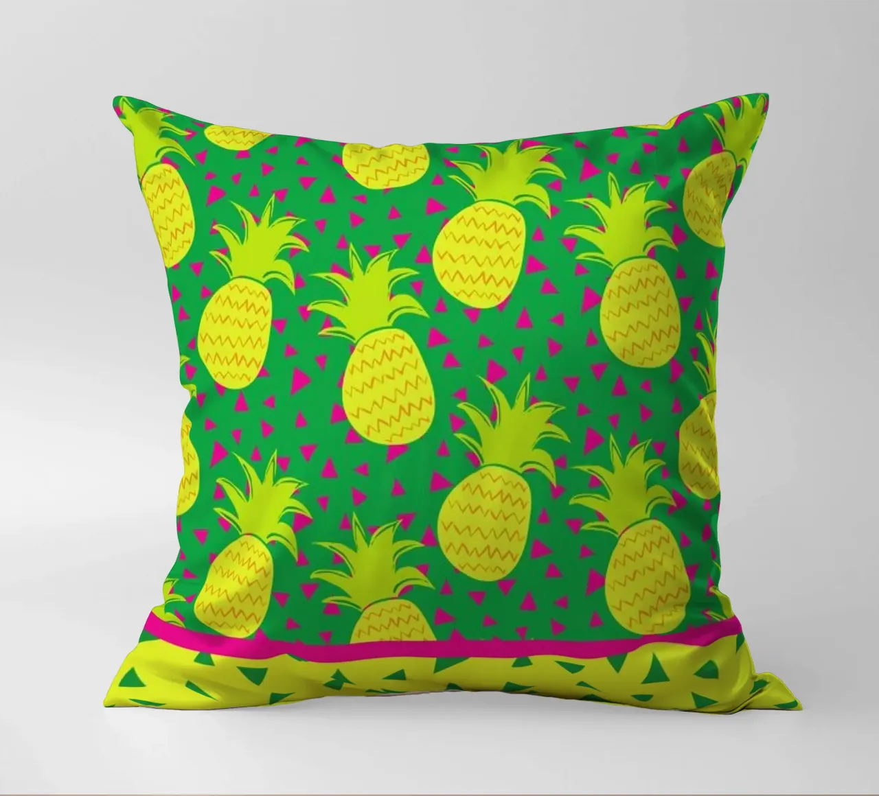 Falling Pineapples cuscino da Maria Kritzas