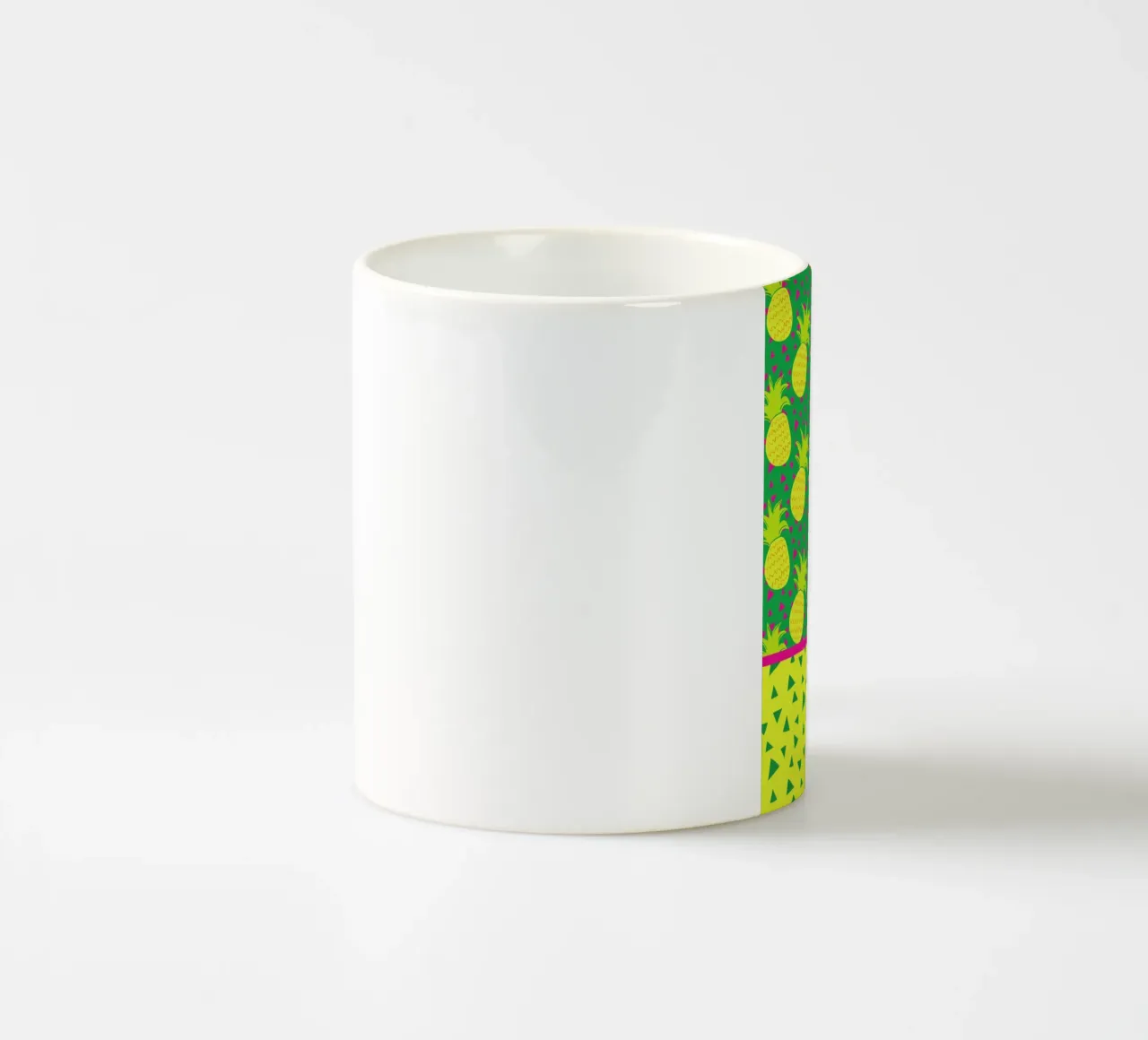 Falling Pineapples tazza in ceramica da Maria Kritzas