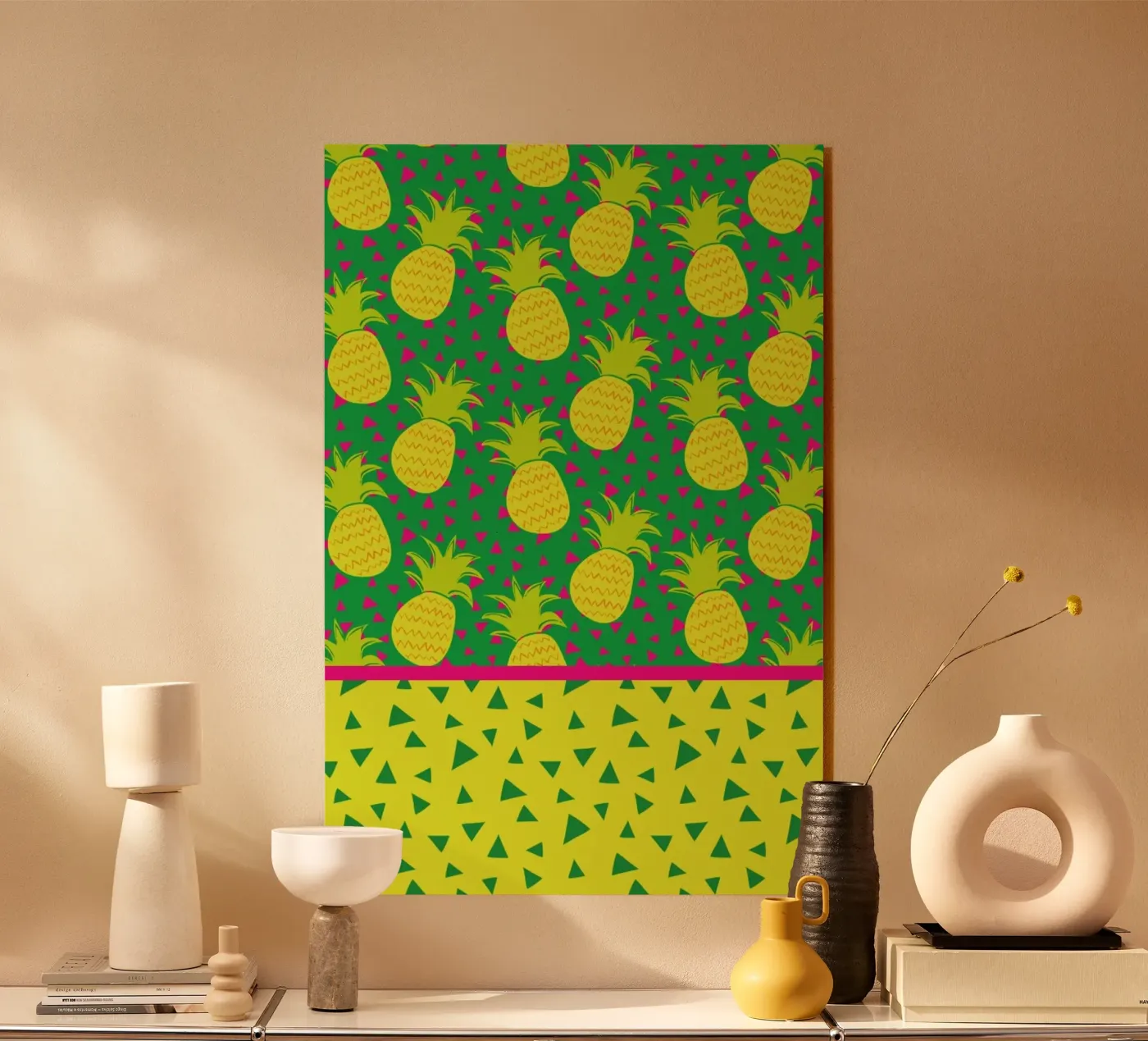 Falling Pineapples plexiglass da Maria Kritzas