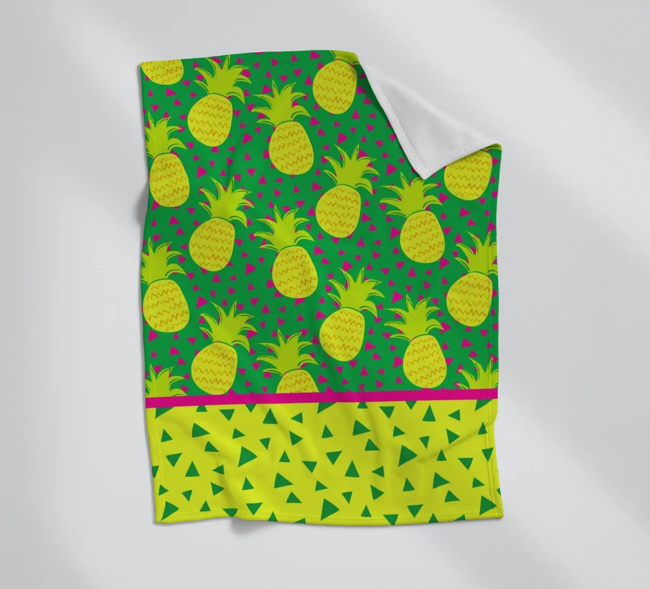 Falling Pineapples fleecedeken van Maria Kritzas