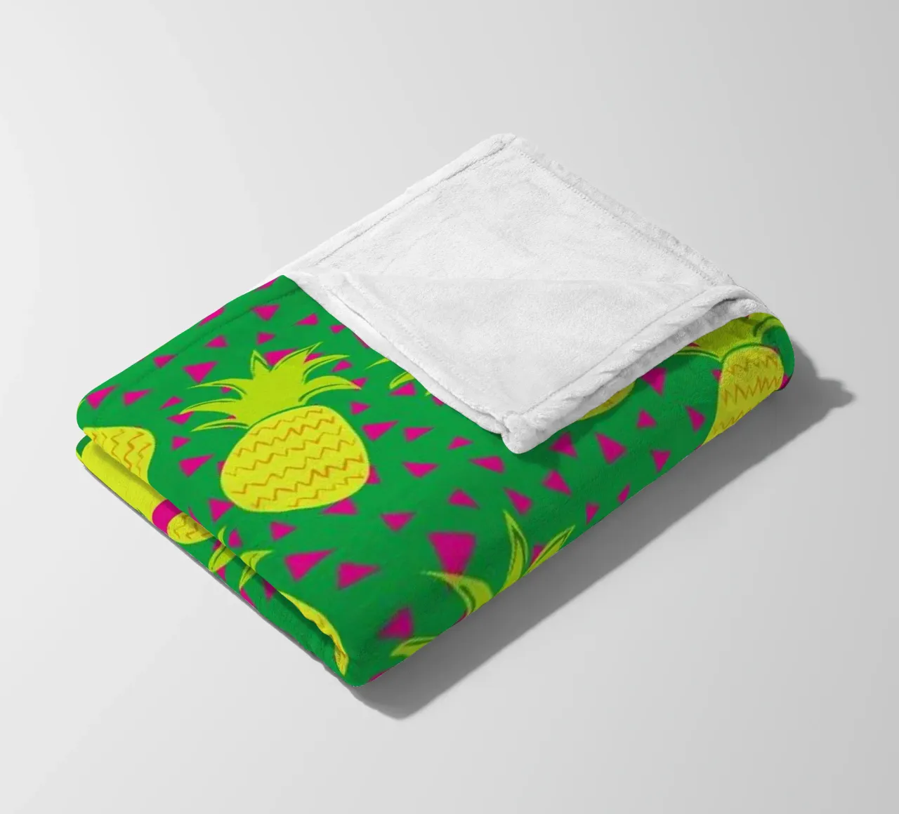 Falling Pineapples fleecedeken van Maria Kritzas