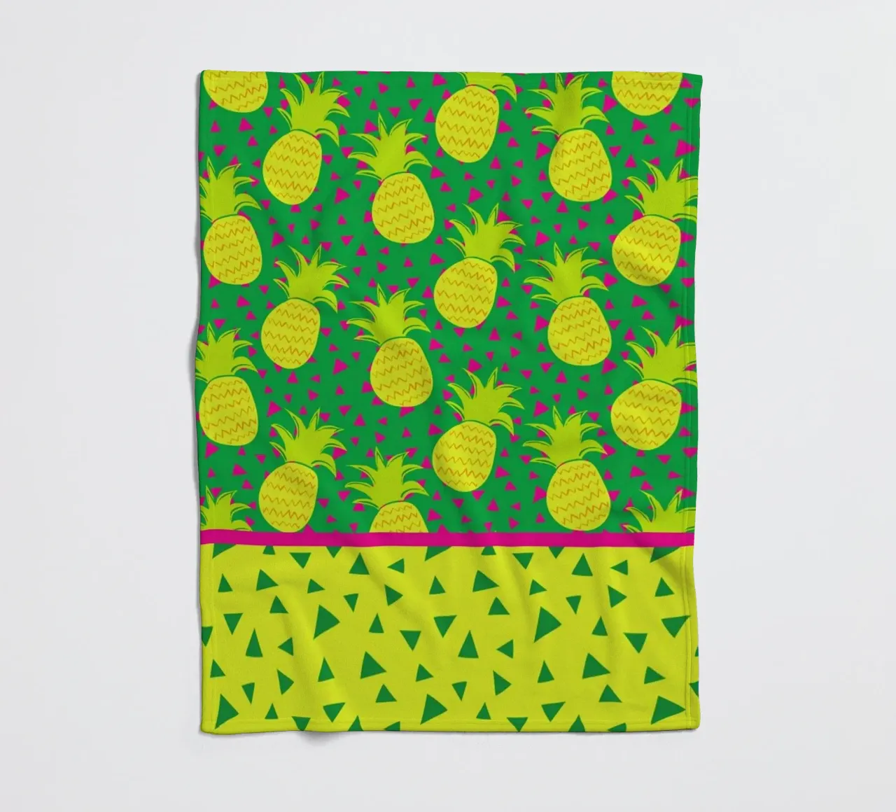 Falling Pineapples fleecedeken van Maria Kritzas