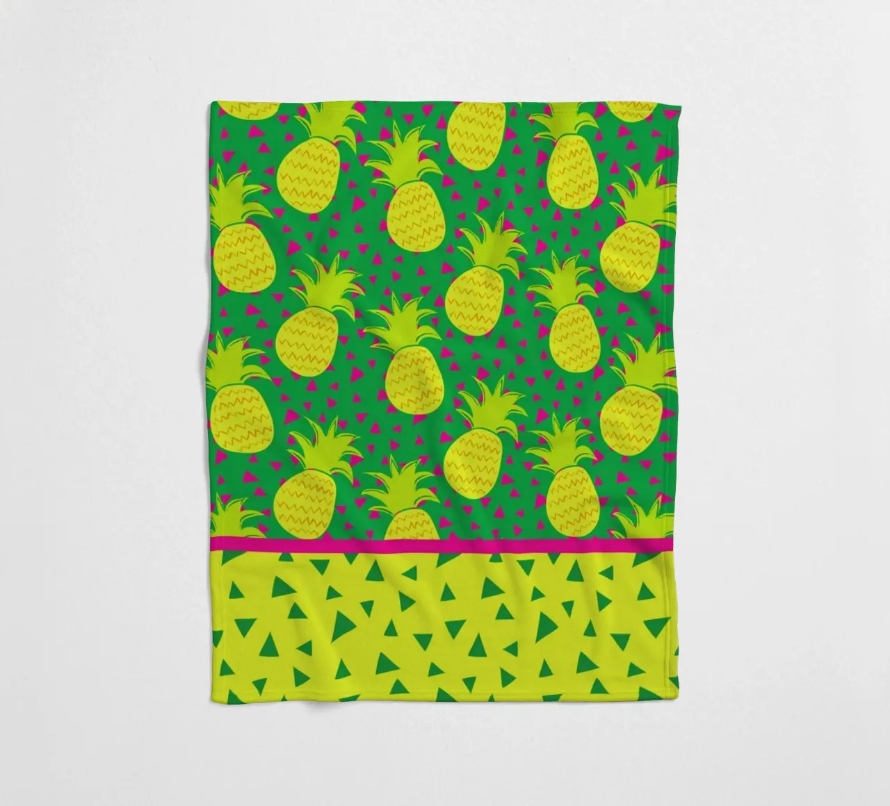 Falling Pineapples fleecedeken van Maria Kritzas