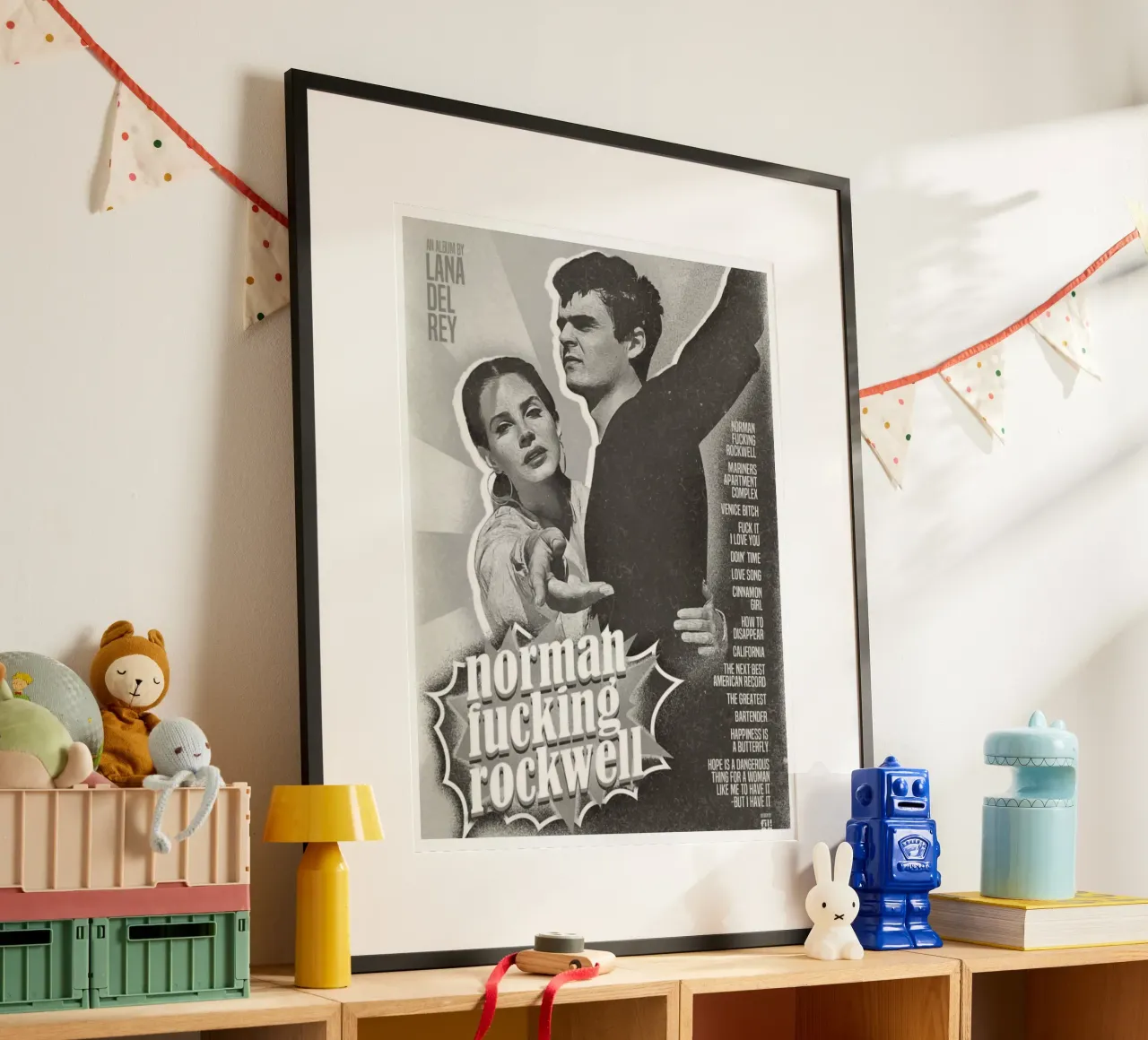 Un viaggio attraverso la malinconia in tour Lana Del Ray poster con telaio in plastica da mamass