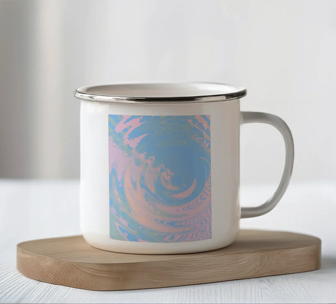 Motivo astratto a vortice nei colori blu e rosa tazza in smalto da Something for you