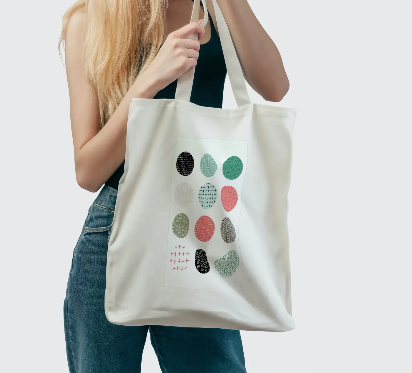 Patterned dots tote bag by Maria Kritzas