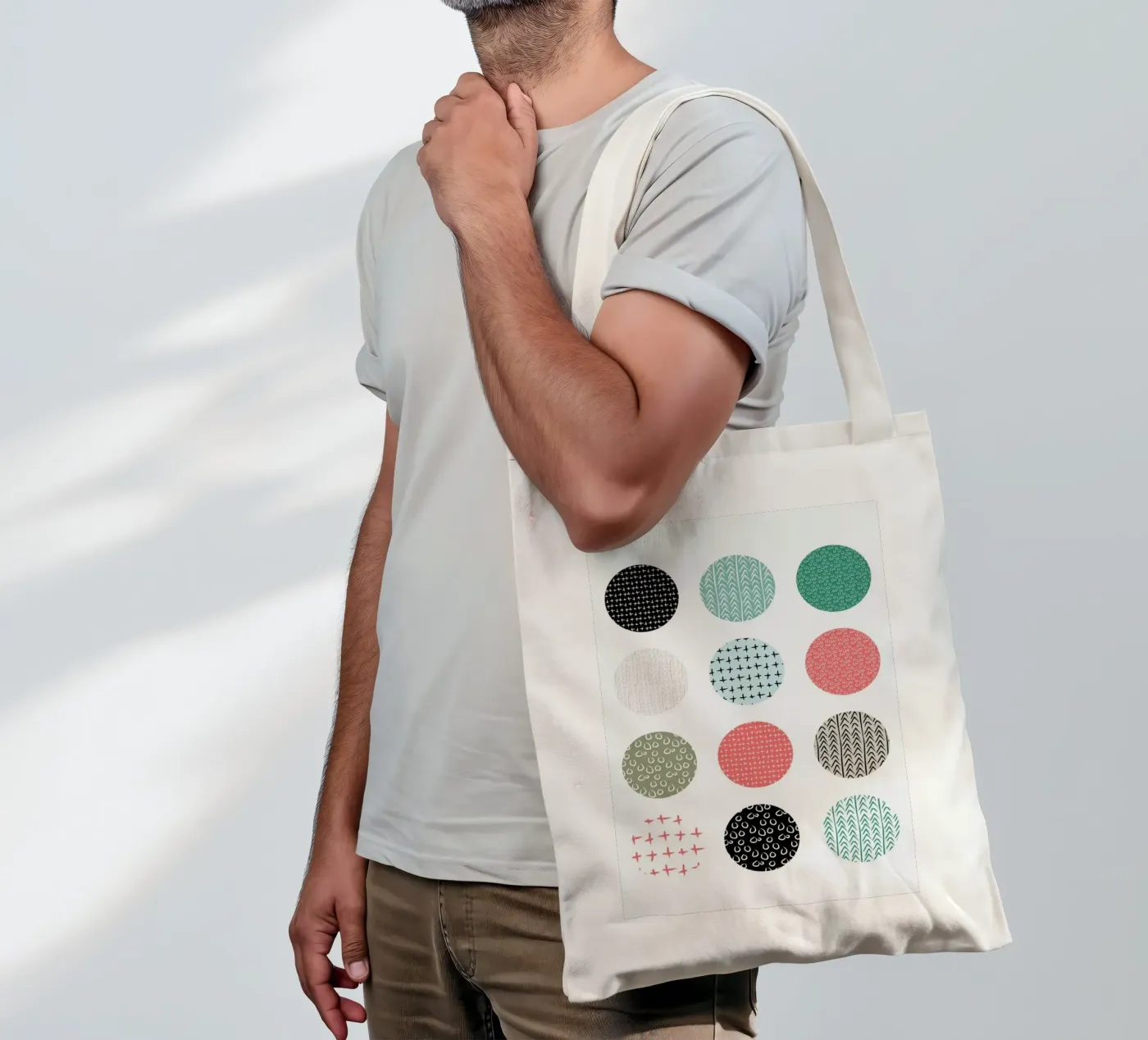 Patterned dots borsa in juta da Maria Kritzas