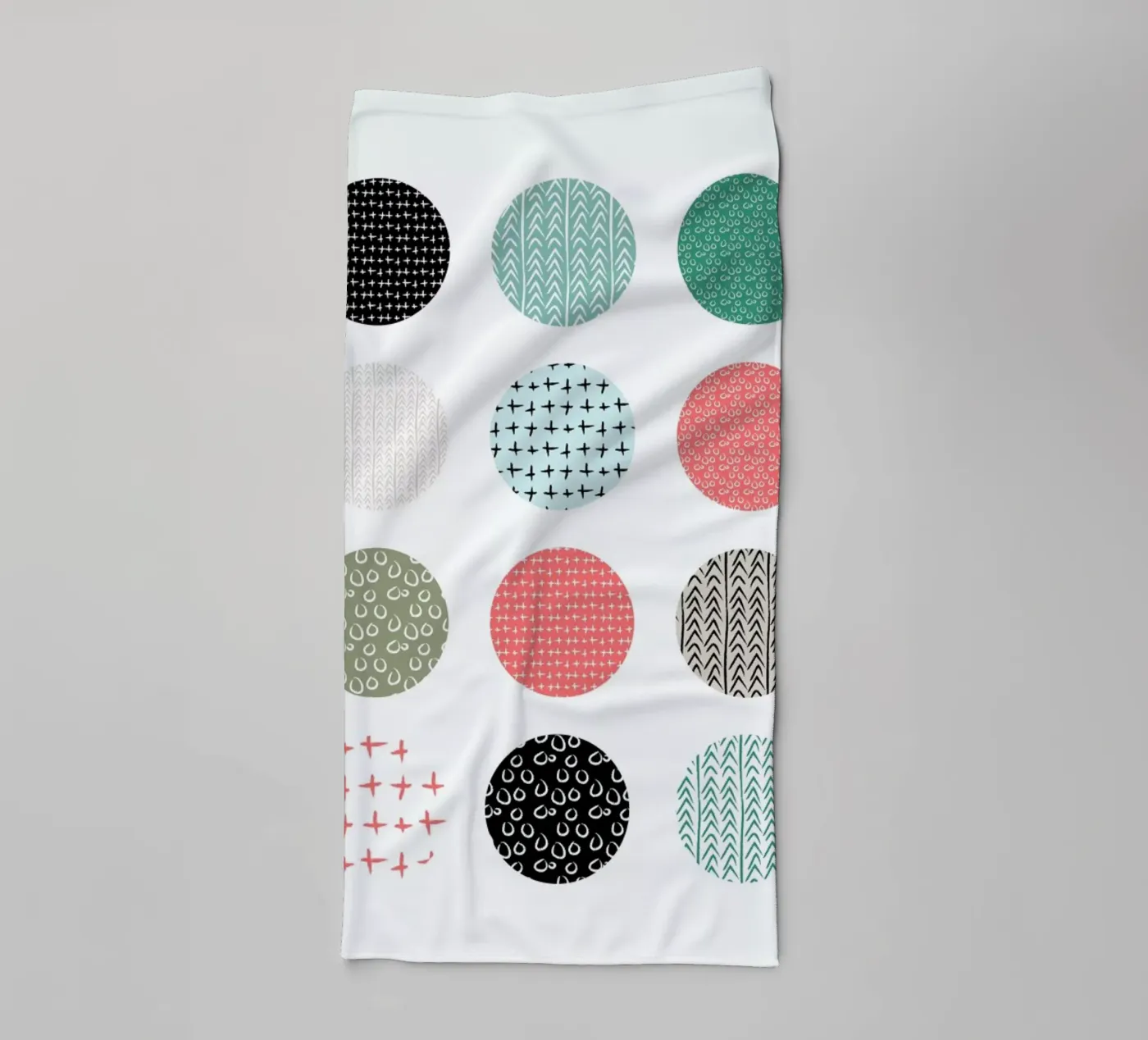 Patterned dots badhanddoek van Maria Kritzas