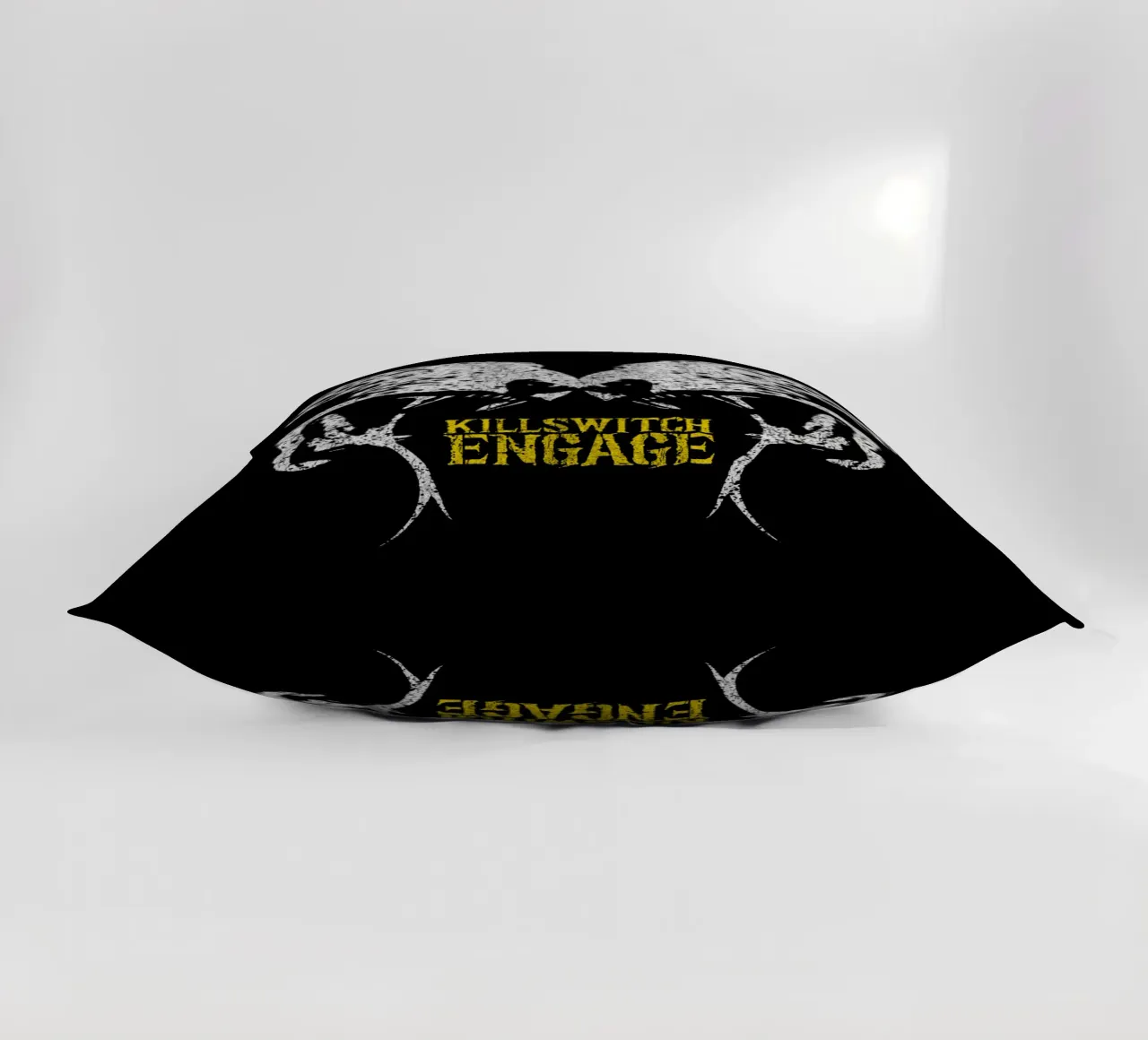 Silhouette Killswitch Engage cuscino da mannys_artt