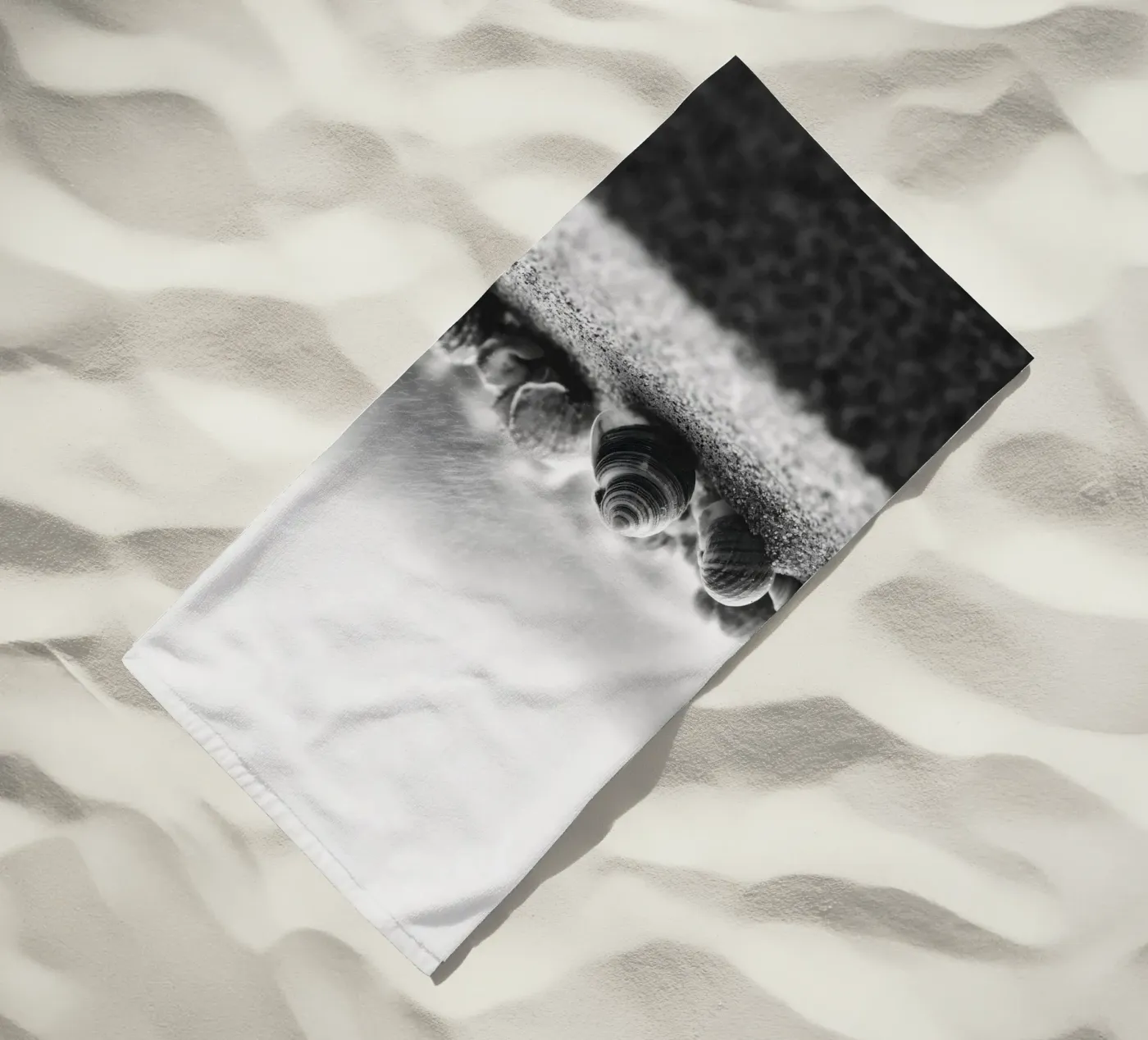 Shell Drift Strandtuch von treechild