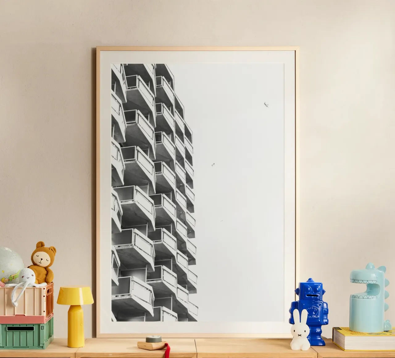 oostendewhite Poster mit Kunststoffrahmen von DragonFly