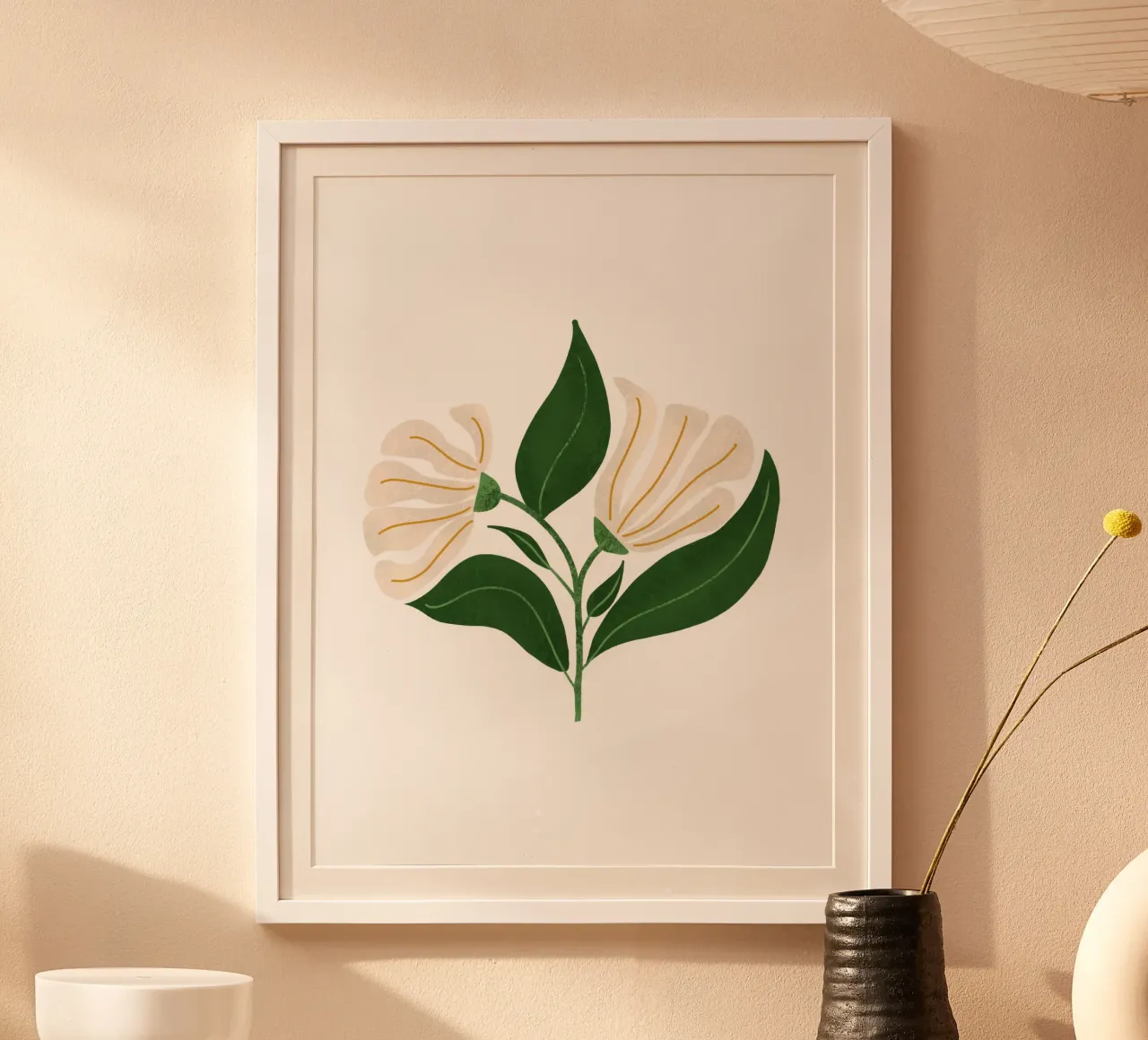 Fiori crema retrò anni '70 su blu avocado retrò - Vintage in grassetto poster con telaio in legno da susanacosta