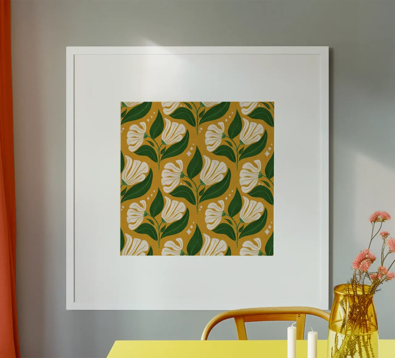 Fiori crema retrò anni '70 su giallo avocado - Vintage Flo in grassetto poster da susanacosta