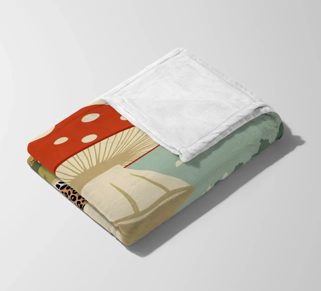 Giaguaro e funghi maculati in un campo coperta in pile da DesignDoodle