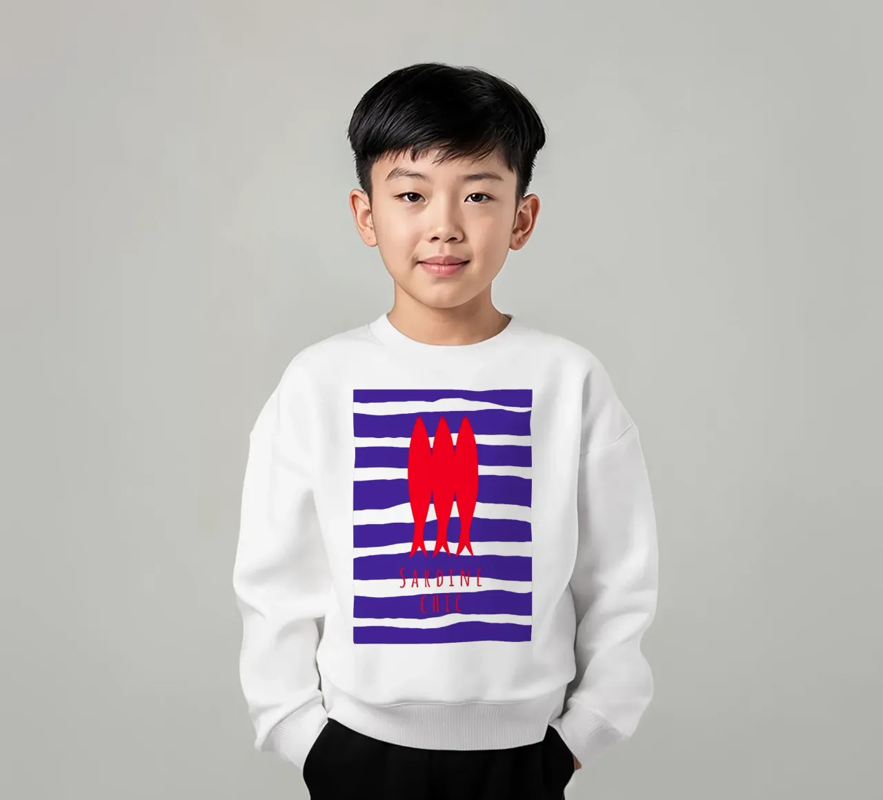 Sardine chic. (verfügbar in drei Varianten „bei check out“) felpa bambino da FRICKE DESIGN