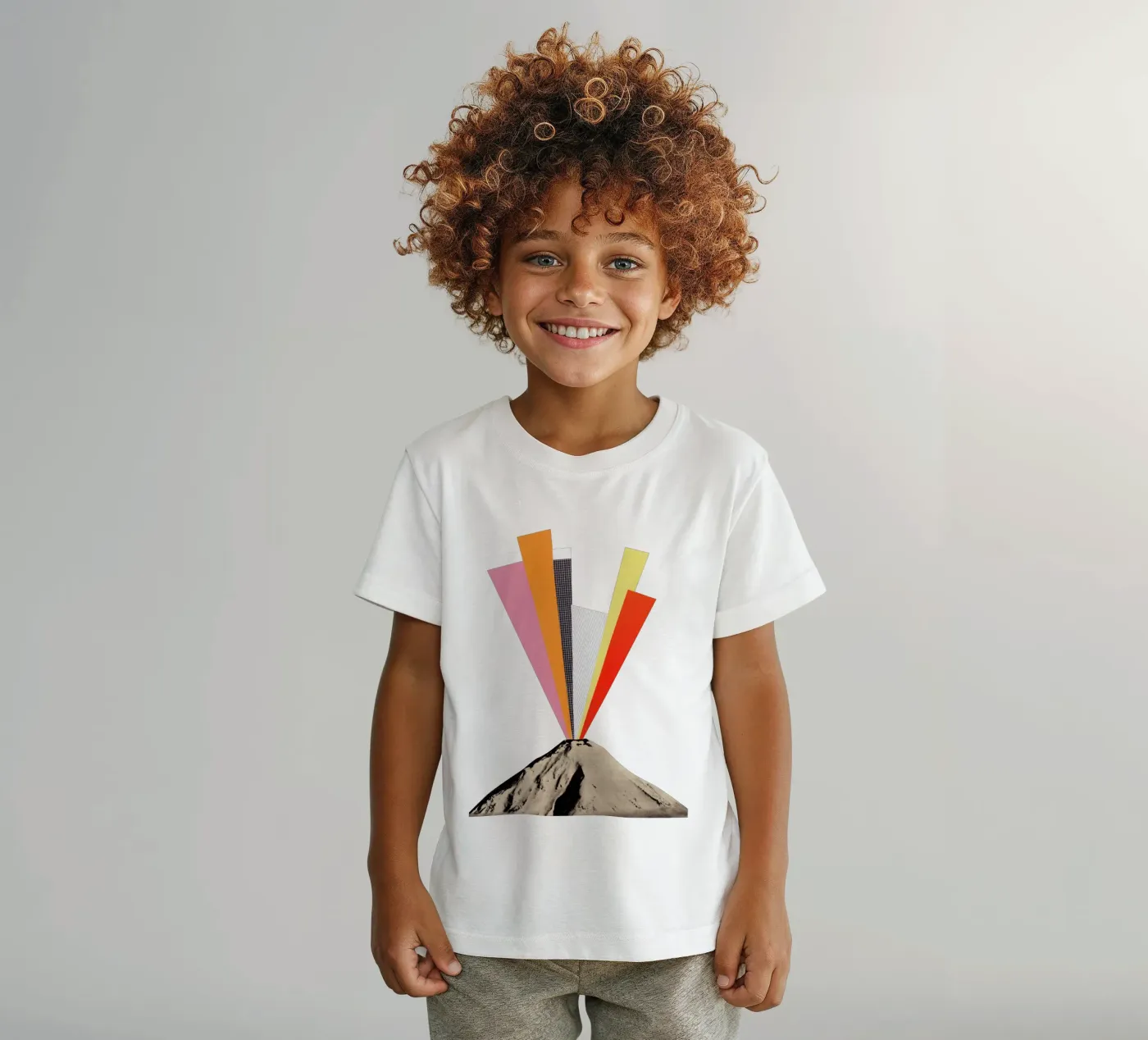 Eruzione t-shirt bambini da Cassia Beck Collage