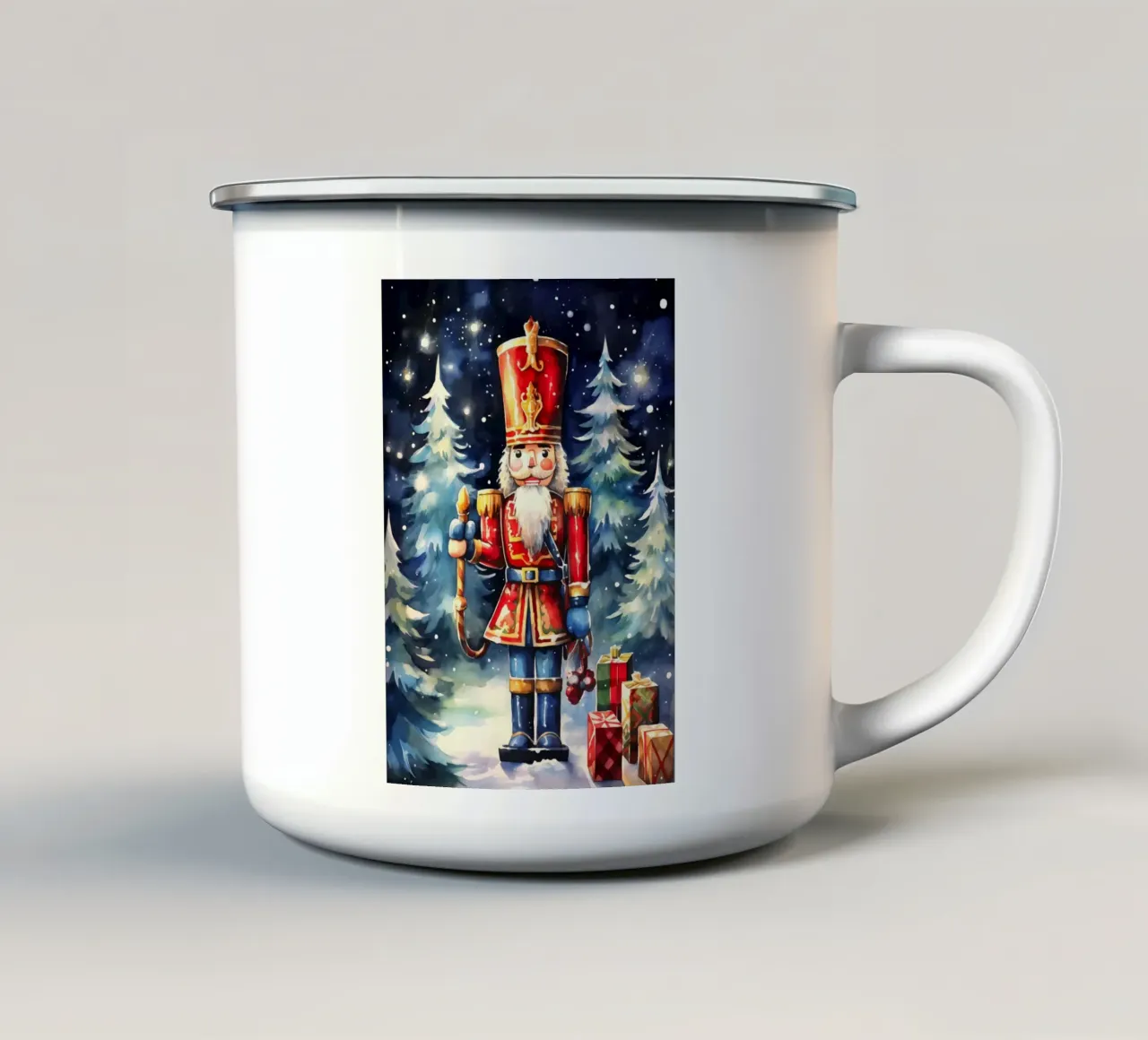 Schiaccianoci di Natale tazza in smalto da Fleur de Lys