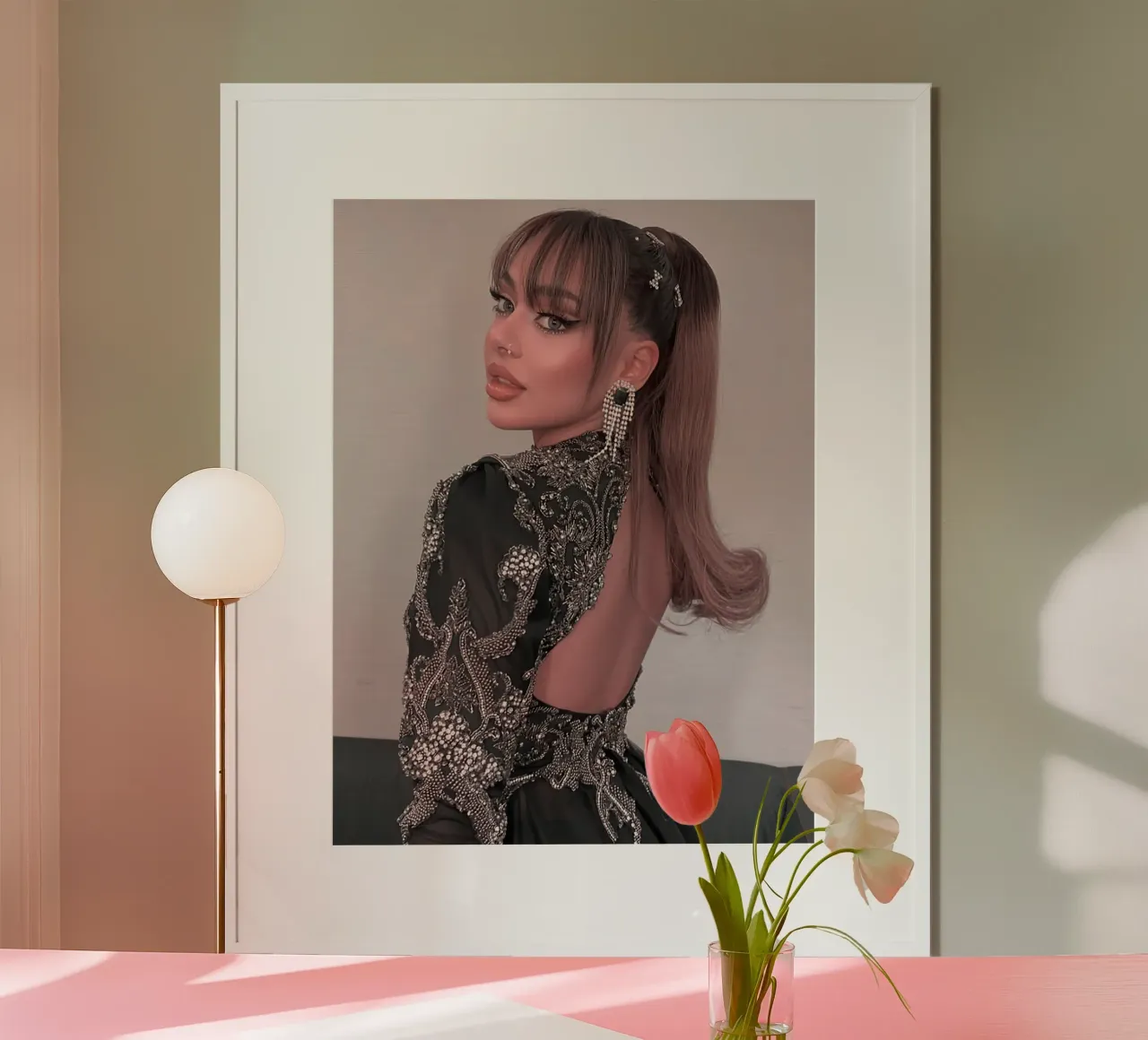 Ayliva poster da Musadad Shop