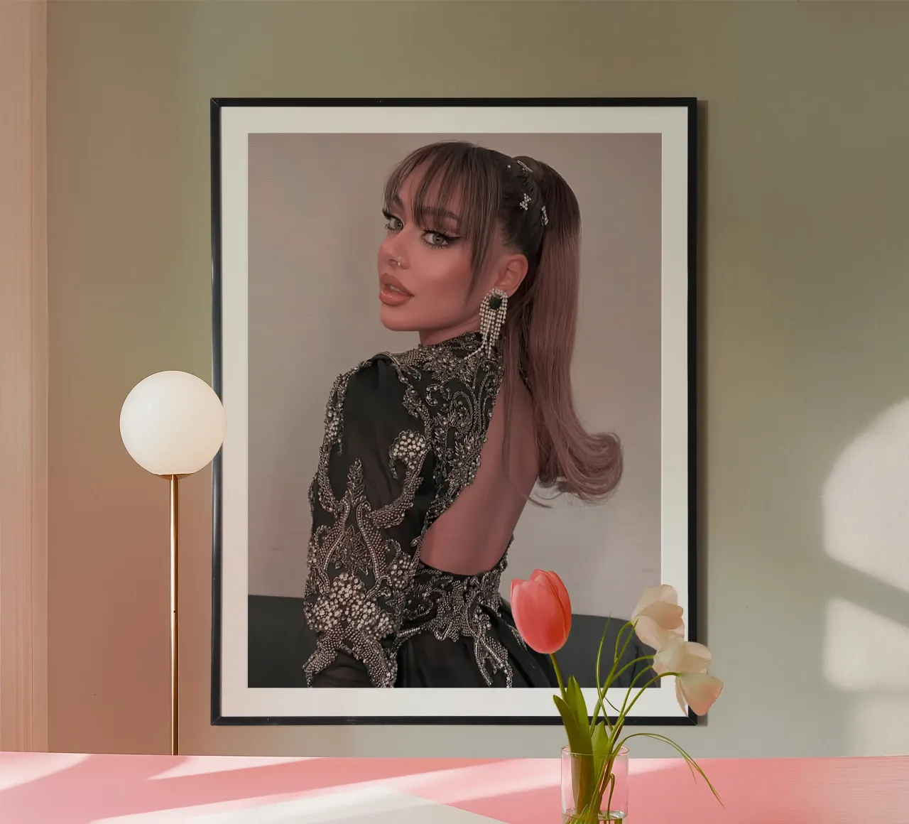 Ayliva poster da Musadad Shop