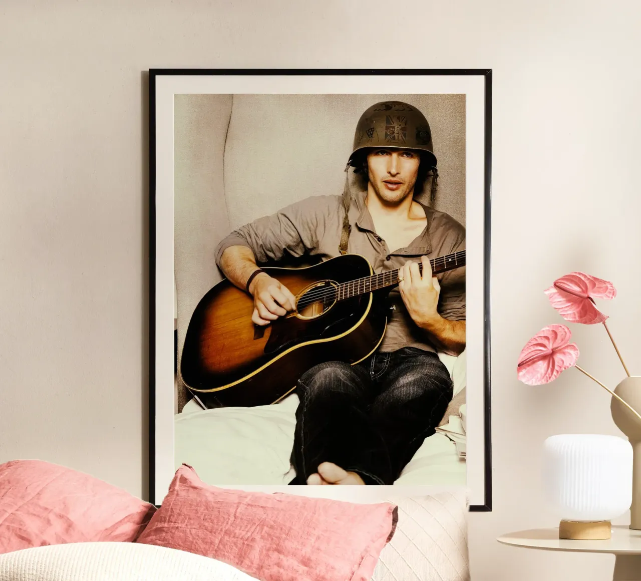 James Blunt poster con telaio in legno da Musadad Shop