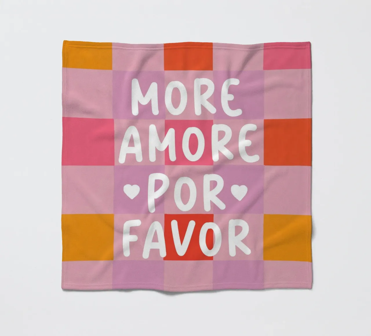 Più Amore in uno schema a scacchi coperta in pile da Carinaprint