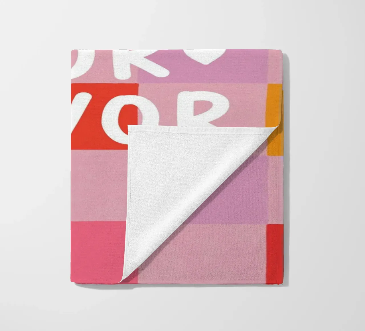 Più Amore in uno schema a scacchi telo mare da Carinaprint