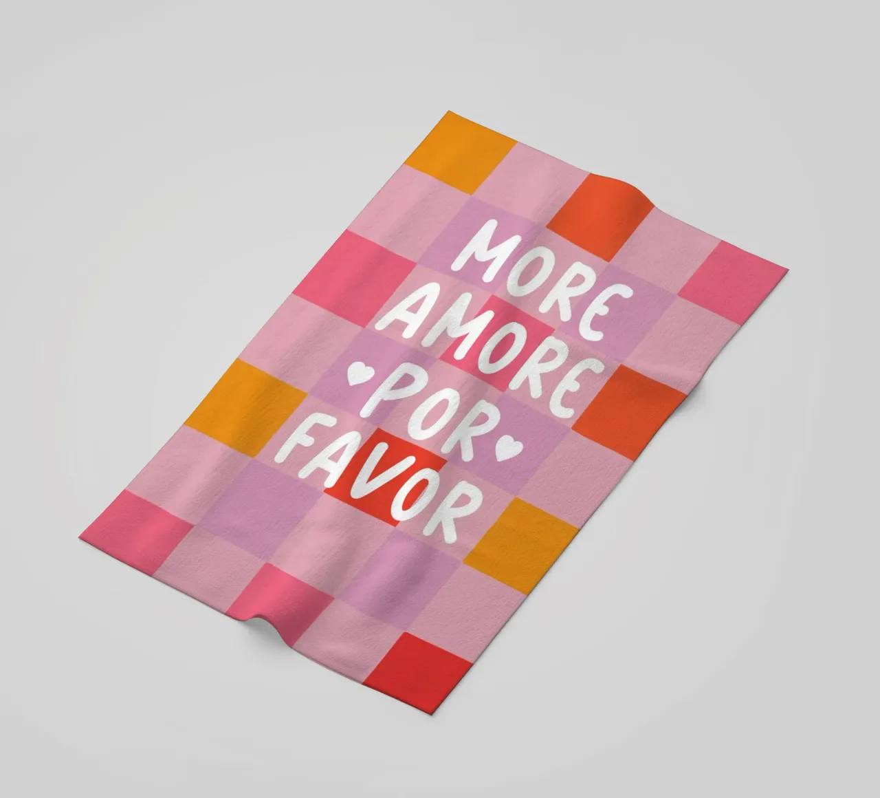 Più Amore in uno schema a scacchi telo mare da Carinaprint