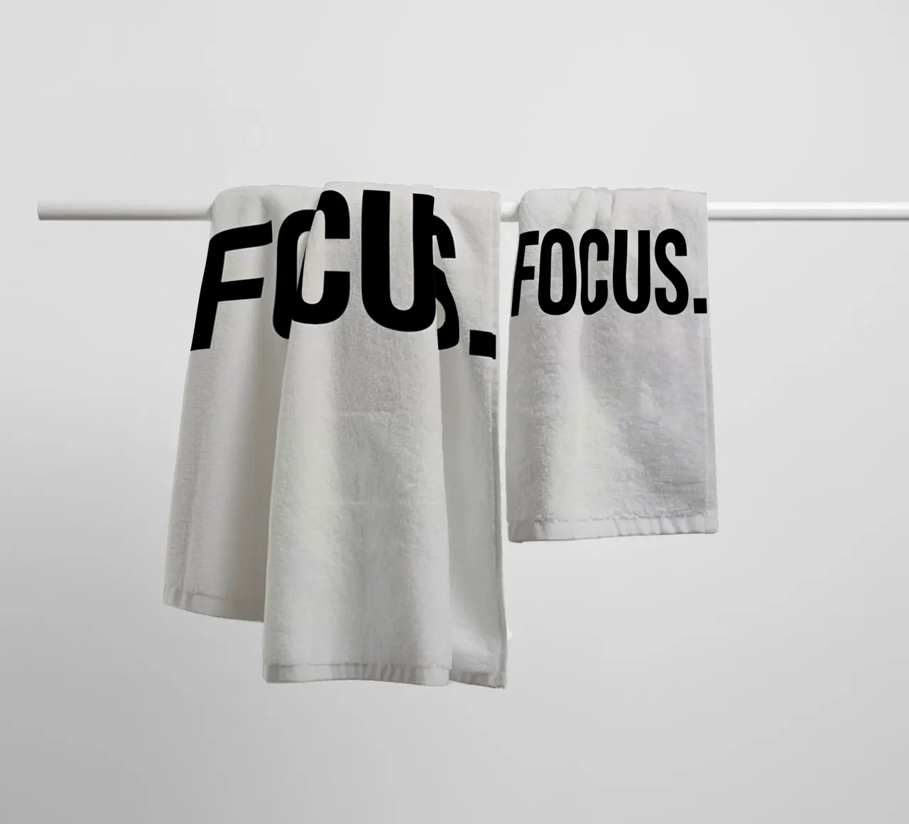 Focus Text Art asciugamano da bagno da Noah Bouchard