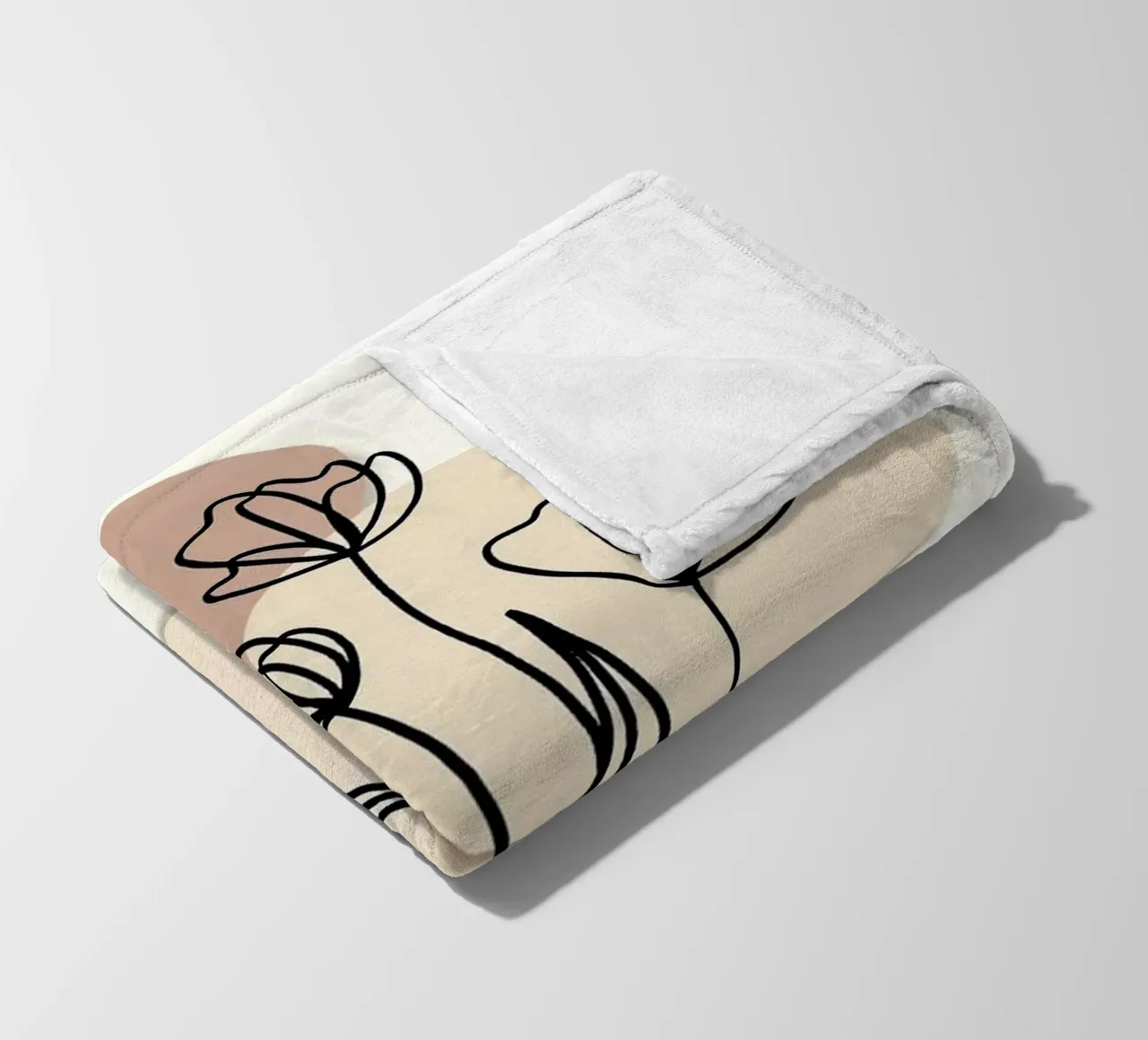 shape with flower coperta in pile da melts