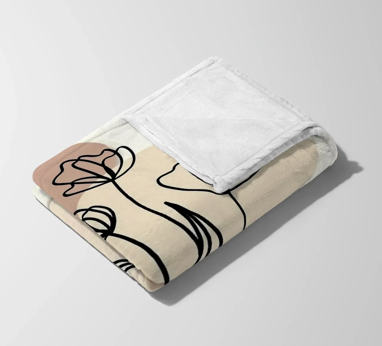 shape with flower coperta in pile da melts