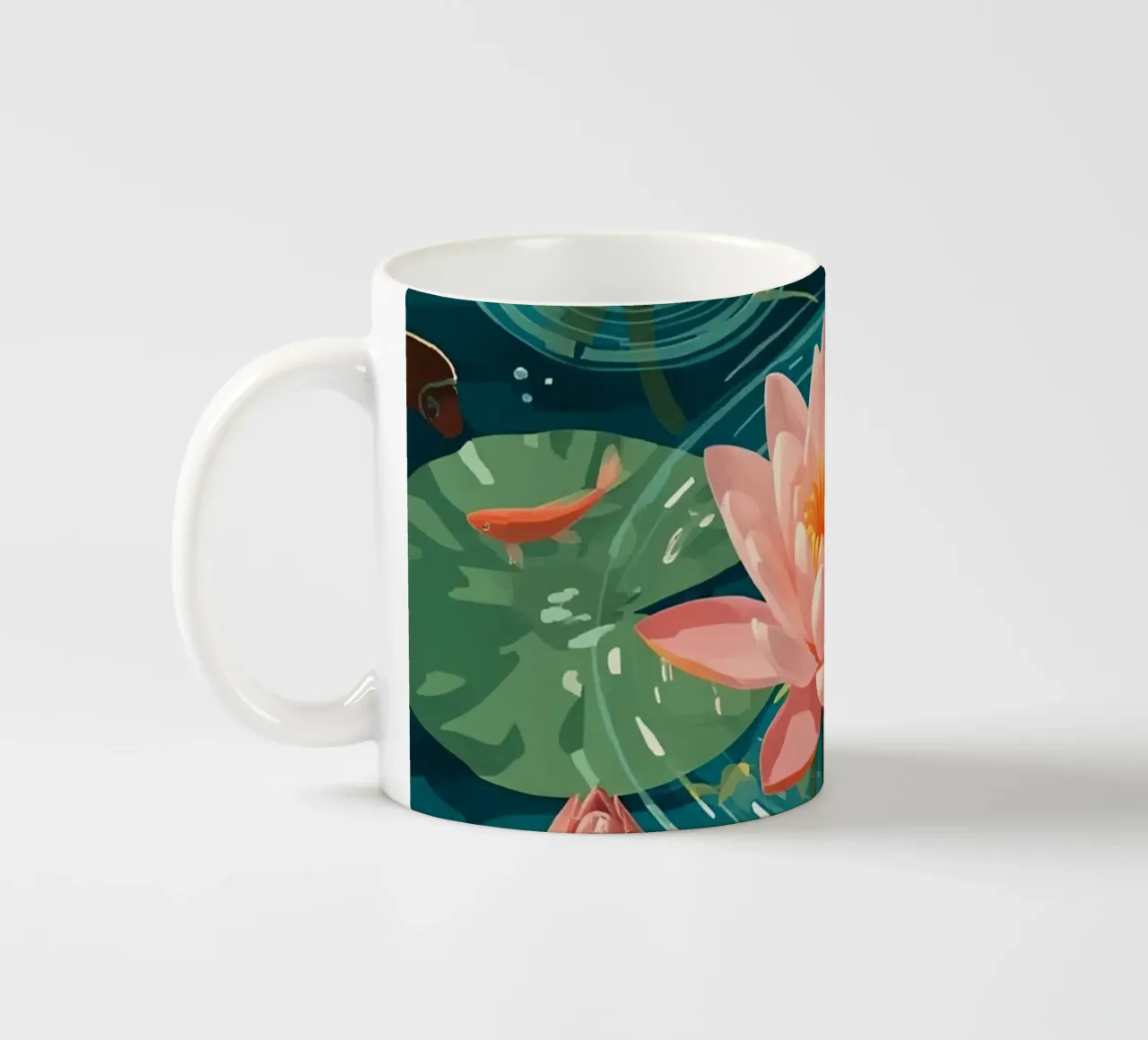 Lelie Pads Lotusbloemknoppen en Vissen in Vijver keramische mok van DesignDoodle