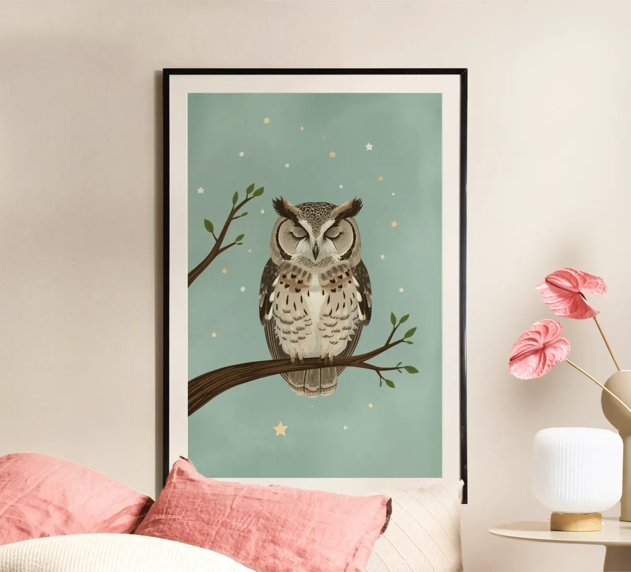 Gufo addormentato appollaiato su un ramo con stelle poster da DesignDoodle