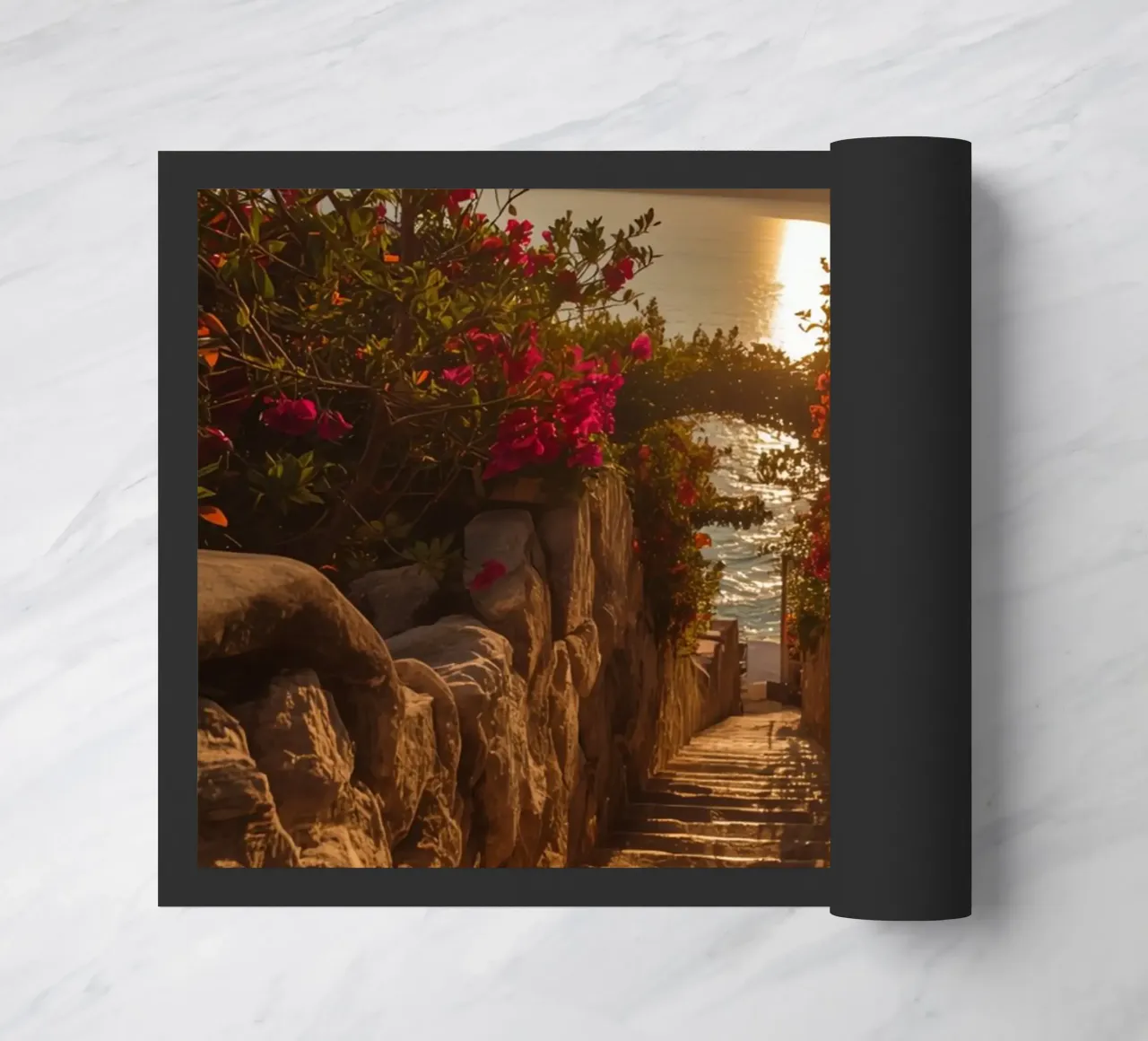 Scala in pietra con fiori che conduce alla vista dell'oceano al tramonto zerbino da DesignDoodle