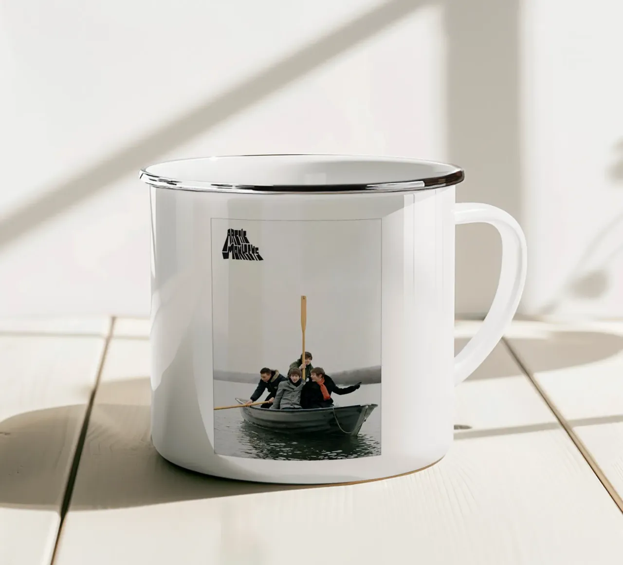 All Member Arctic Monkeys On Boat tazza in smalto da GleYYY