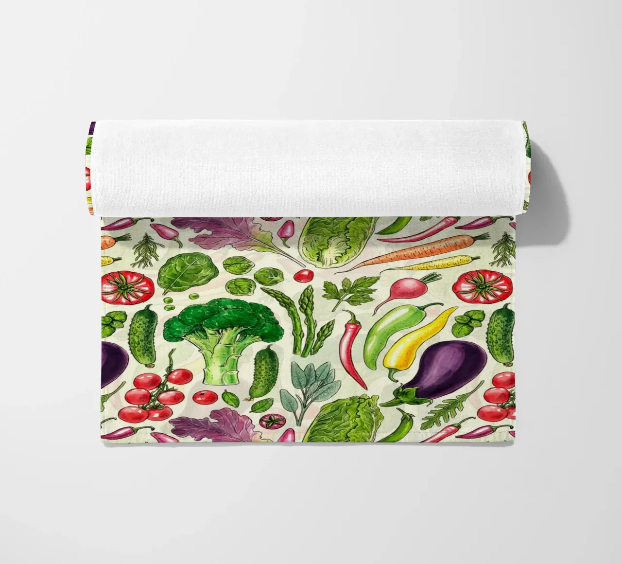 Raccolta di verdure ed erbe aromatiche in bianco e nero telo mare da Painted Nature