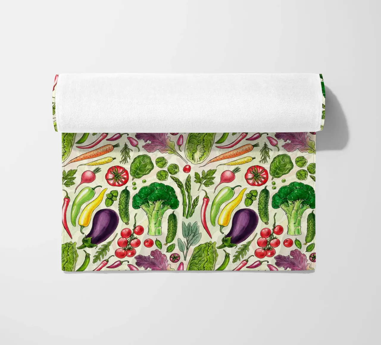 Raccolta di verdure ed erbe aromatiche in bianco e nero telo mare da Painted Nature