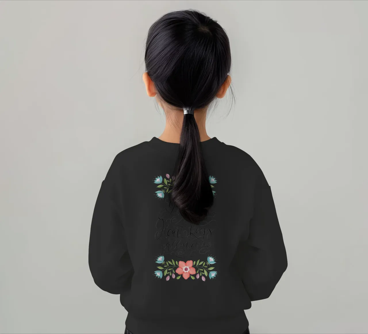 Go where your heart keeps calling you. Hand Lettering. Zitat felpa bambino da CalliLetters