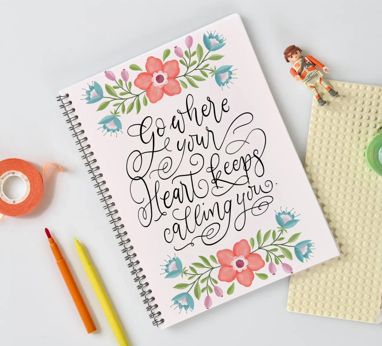 Go where your heart keeps calling you. Hand Lettering. Zitat diario ad anelli da CalliLetters