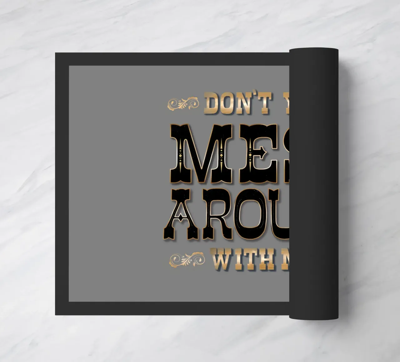 Non scherzare con me. Stile occidentale. Lettering fresco zerbino da CalliLetters