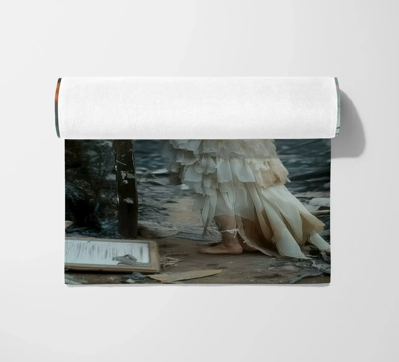 The Forgotten Path - Lost Fairy Art Print telo mare da Synthaira